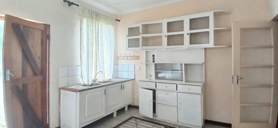 5 Bedroom Property for Sale in Paul Roux Free State
